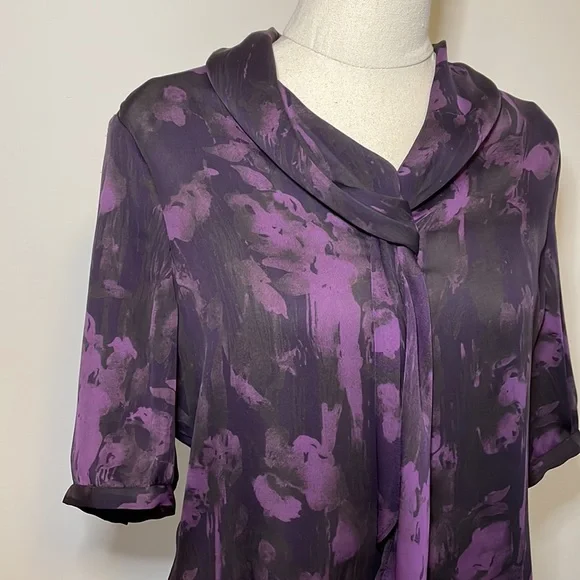 💜SPORTSCRAFT Sz8 motley purple 3/4 sleeve top w neck tie detailing - Picture 2 of 10